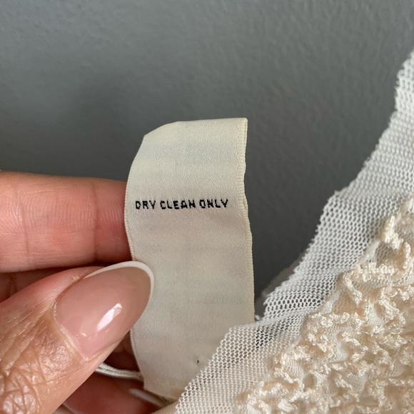 Max studio cream lace with sequin detail dress - Picture 4 of 11